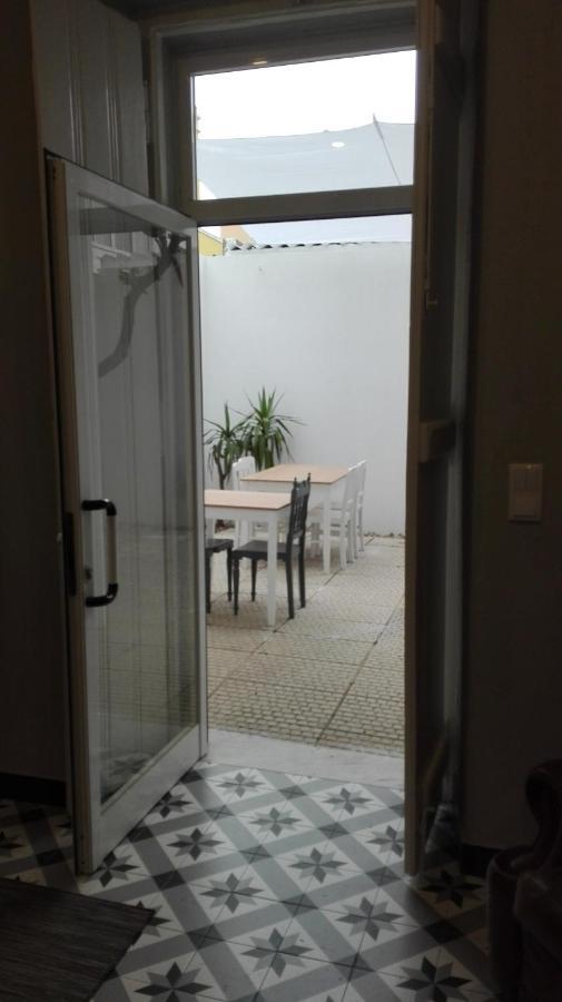 לינה וארוחת בוקר שטובל Alcacaria Do Bairro מראה חיצוני תמונה
