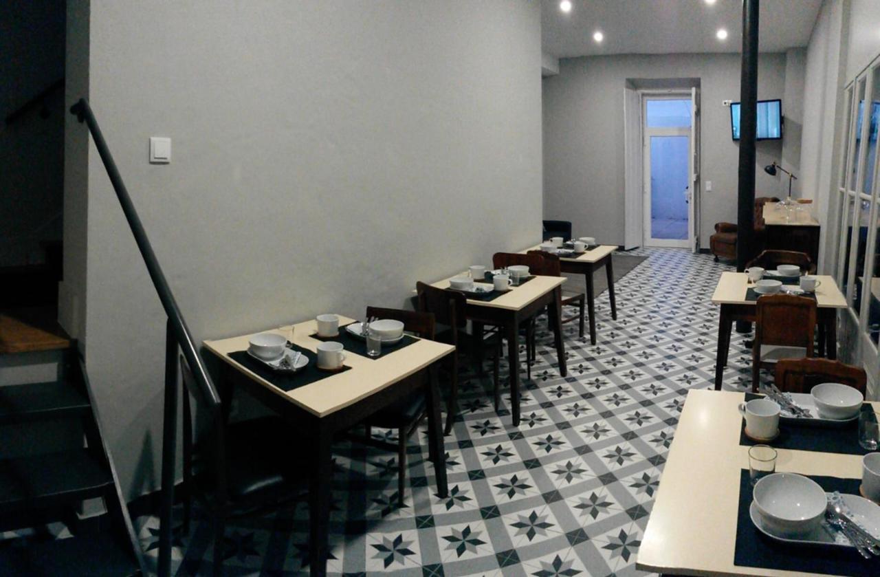 לינה וארוחת בוקר שטובל Alcacaria Do Bairro מראה חיצוני תמונה